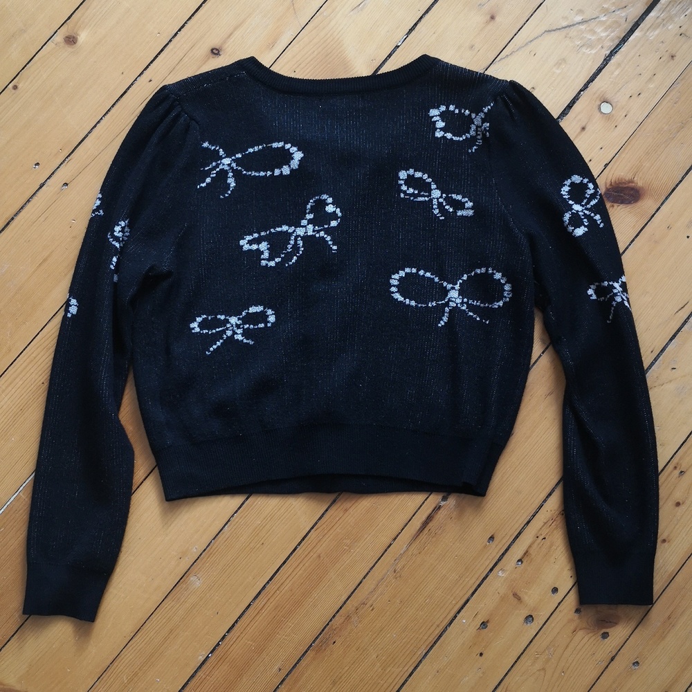 Heartloom Black Cardigan with White Bow Accents, M - Picture 4 of 4